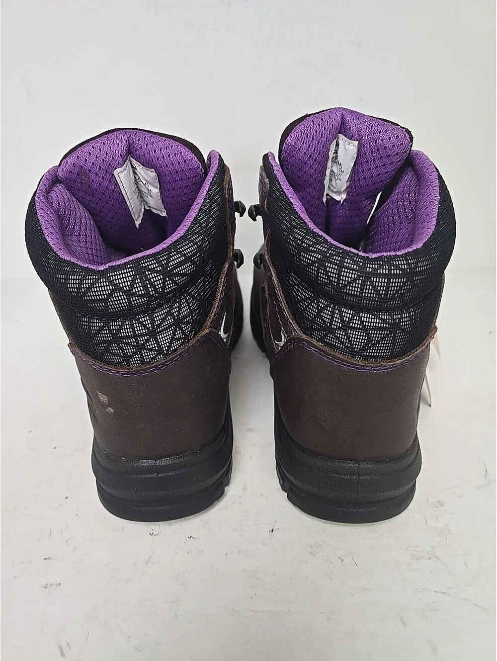Hoss Women's 6